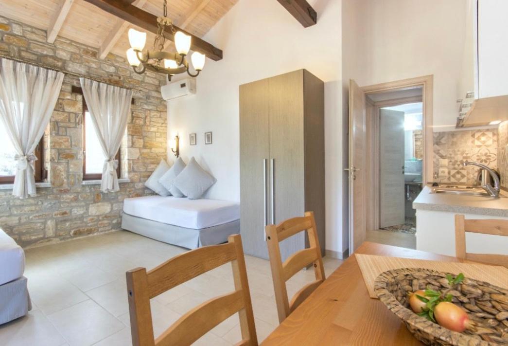 Pietra E Mare Apartment สกาลา โปเตมิอัส ภายนอก รูปภาพ