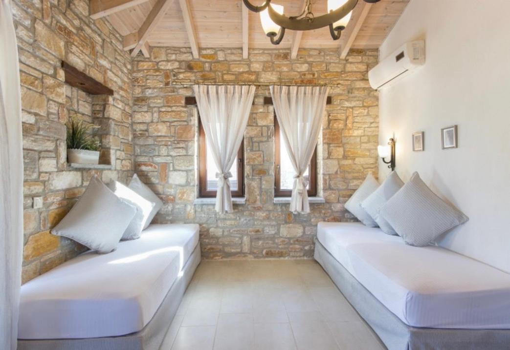 Pietra E Mare Apartment สกาลา โปเตมิอัส ภายนอก รูปภาพ