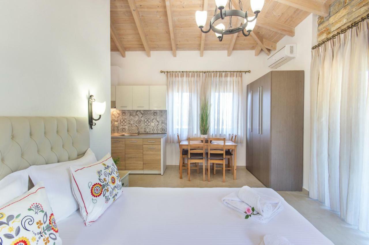 Pietra E Mare Apartment สกาลา โปเตมิอัส ภายนอก รูปภาพ
